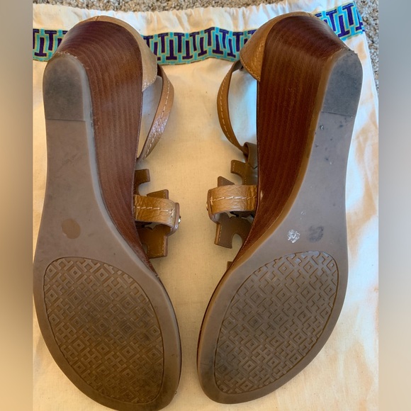 Tory Burch Chandler Wedge Sandals Tan 8.5M - Picture 3 of 7